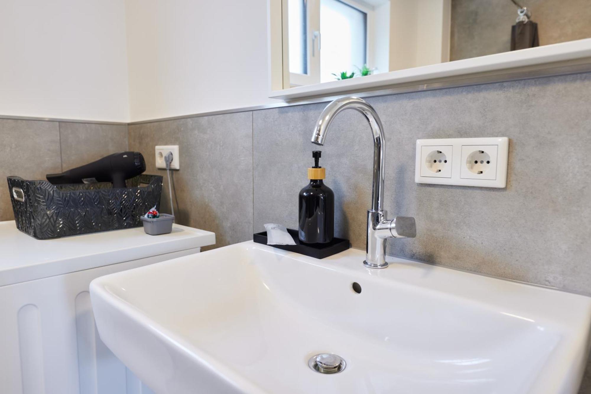 Homeme 1 I Zentral I Netflix I Kueche I Parkplatz I Kliniknah Bad Oeynhausen Exterior photo
